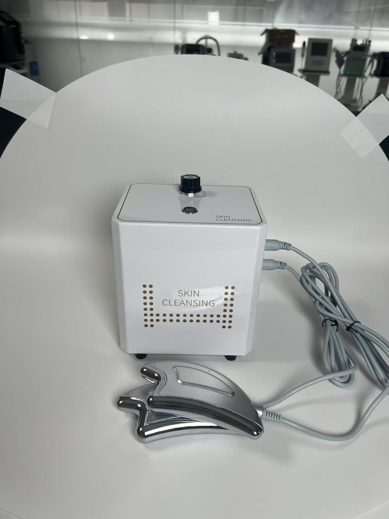 FR-LLYN6 N6EMS Magic V-Face Creator – Lifting de contorno con microelectrónica EMS
